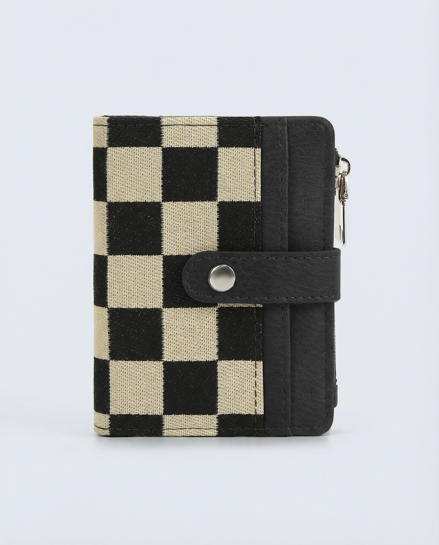 linear-gradient(125deg,rgba(239, 221, 197, 1) 50%, rgba(0, 0, 0, 1) 50%)