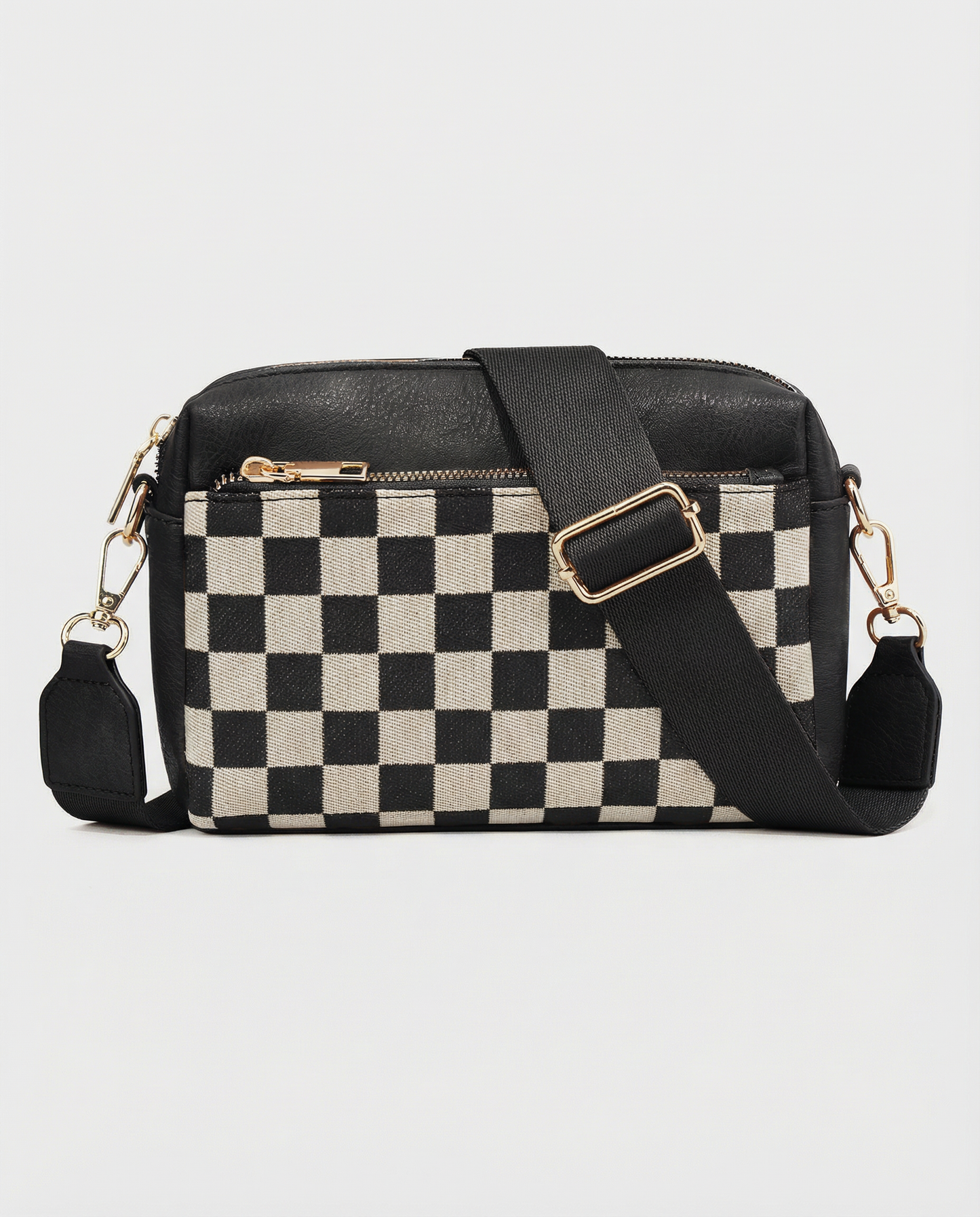 linear-gradient(125deg,rgba(239, 221, 197, 1) 50%, rgba(0, 0, 0, 1) 50%)