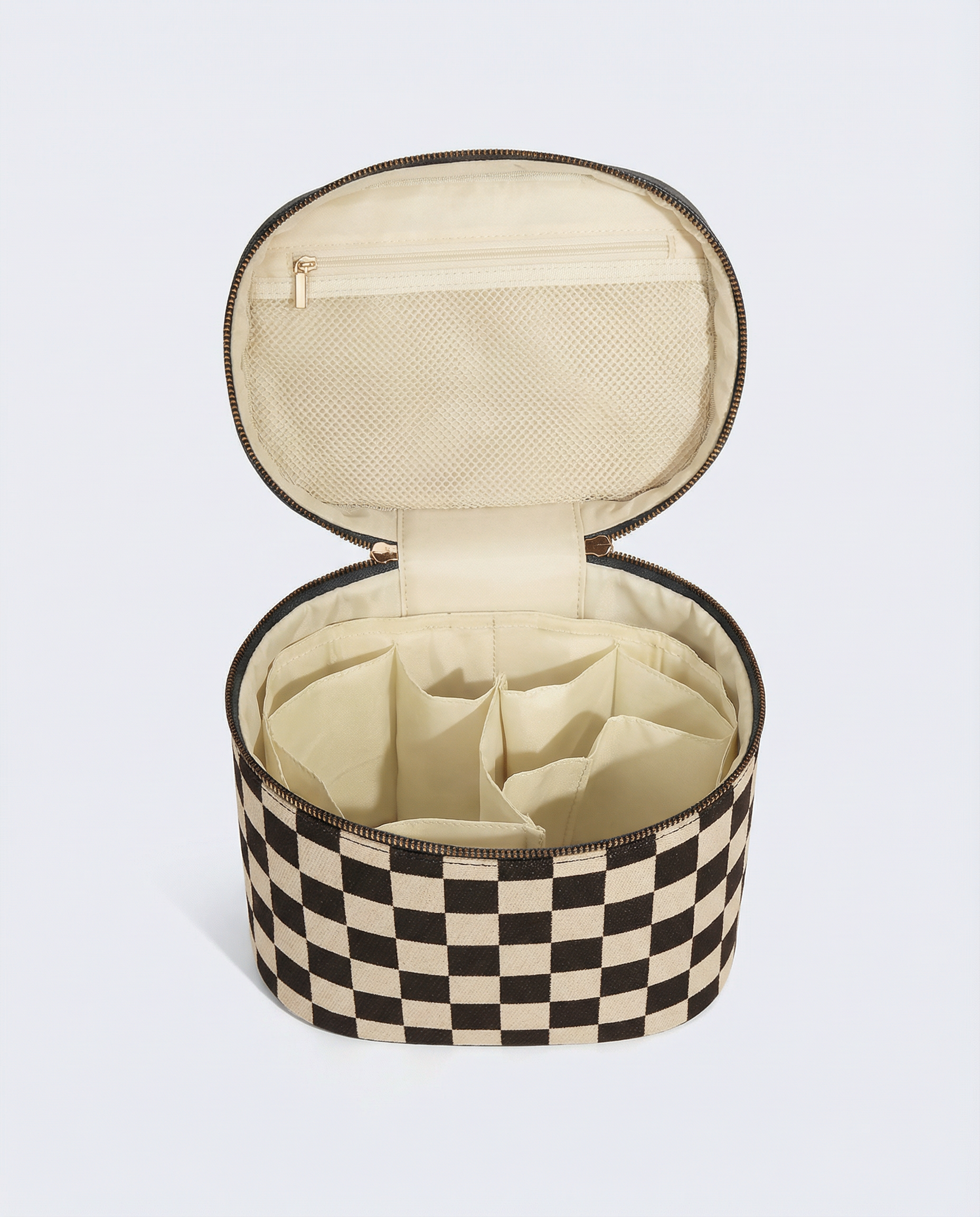 linear-gradient(125deg,rgba(239, 221, 197, 1) 50%, rgba(0, 0, 0, 1) 50%)