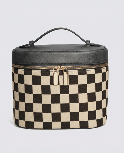 linear-gradient(125deg,rgba(239, 221, 197, 1) 50%, rgba(0, 0, 0, 1) 50%)