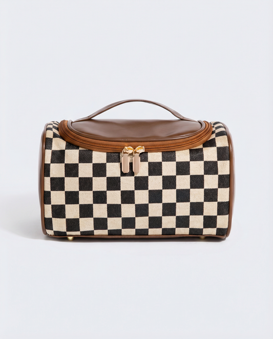 linear-gradient(125deg,rgba(239, 221, 197, 1) 50%, rgba(154, 86, 48, 1) 50%)