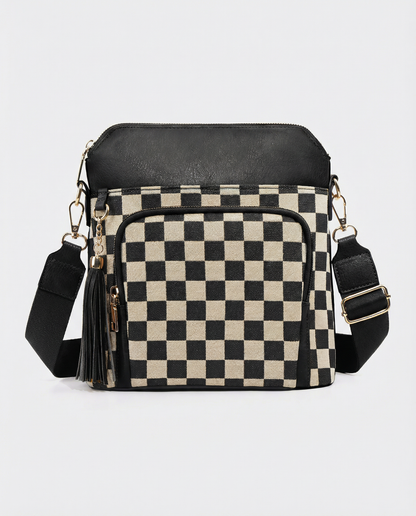 linear-gradient(125deg,rgba(239, 221, 197, 1) 50%, rgba(0, 0, 0, 1) 50%)