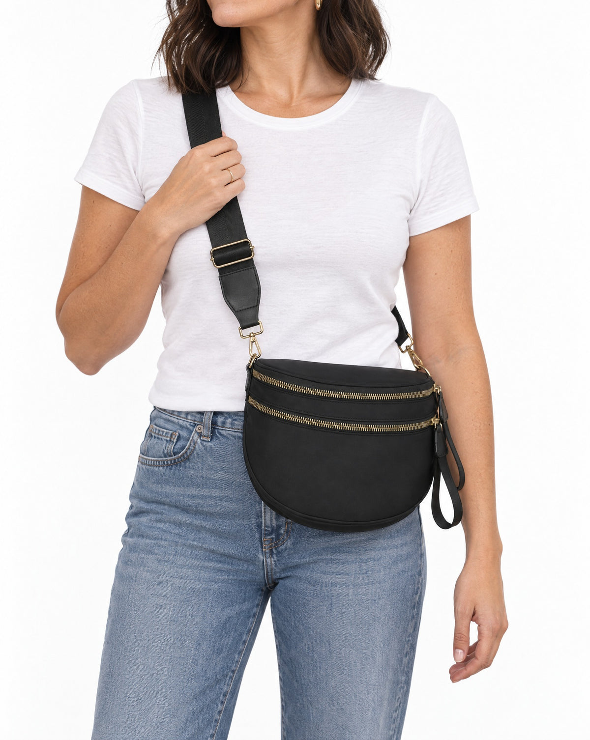 Infinity Bag on a model, studio shot